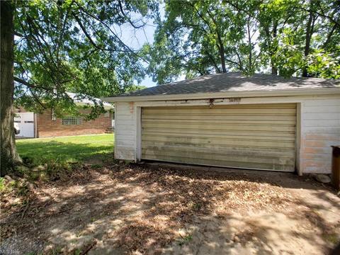 6825 Broadview Rd, Seven Hills, OH 44131 photo 30