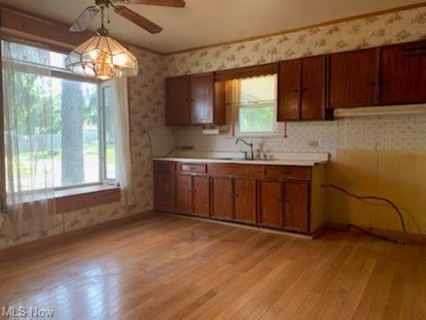 6825 Broadview Rd, Seven Hills, OH 44131 photo 2