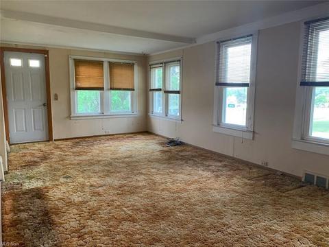 6825 Broadview Rd, Seven Hills, OH 44131 photo 4