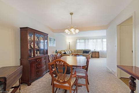 6762 Solon Blvd, Solon, OH 44139 photo 8