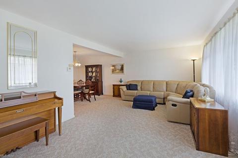 6762 Solon Blvd, Solon, OH 44139 photo 4