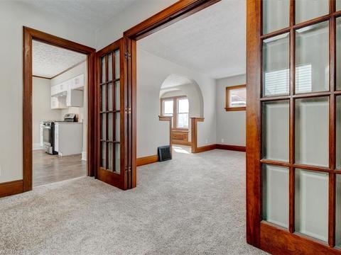 1890 E 34th St, Lorain, OH 44055 photo 6