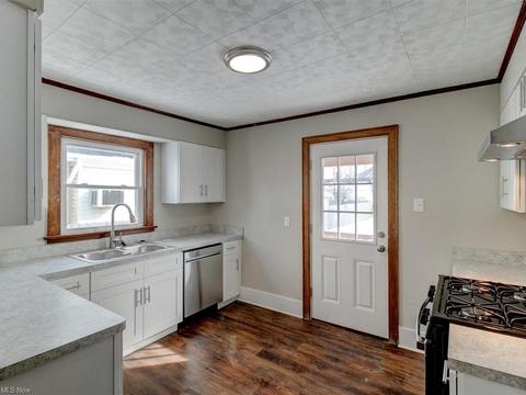 1890 E 34th St, Lorain, OH 44055 photo 15