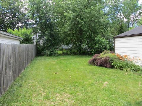 1890 E 34th St, Lorain, OH 44055 photo 5