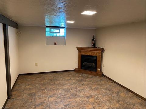 1805 Maple St, Wickliffe, OH 44092 photo 16