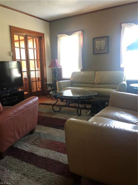 1805 Maple St, Wickliffe, OH 44092 photo 4