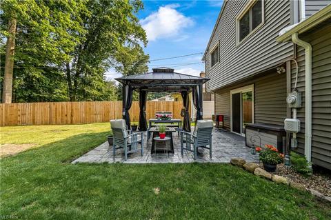7018 Edgecliff Dr, Parma, OH 44134 photo 28