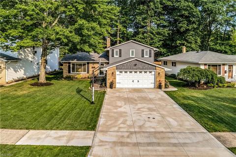 7018 Edgecliff Dr, Parma, OH 44134 photo 33