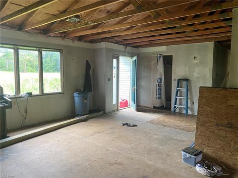 3540 Fox Run Dr, Ashtabula, OH 44004 photo 2