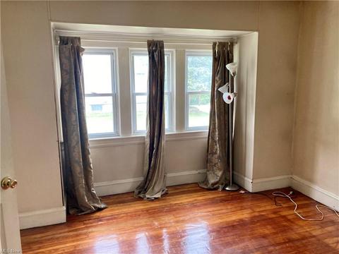 5242 Beech Ave, Maple Heights, OH 44137 photo 18