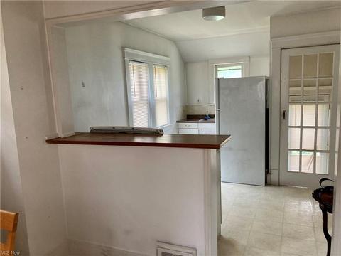 5242 Beech Ave, Maple Heights, OH 44137 photo 6