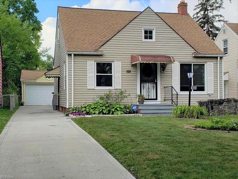 19314 Libby Rd, Maple Heights, OH 44137 photo 1