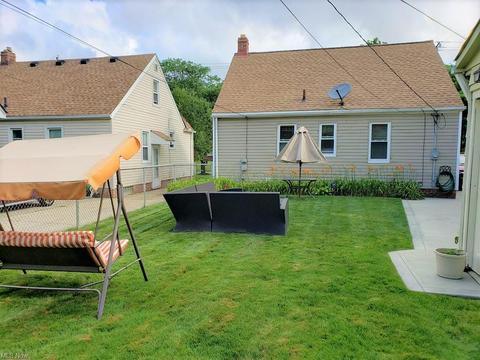 19314 Libby Rd, Maple Heights, OH 44137 photo 25