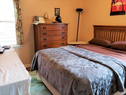 19314 Libby Rd, Maple Heights, OH 44137 photo 11