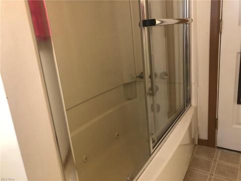 17 Lake Hurst Dr, Ashtabula, OH 44004 photo 12