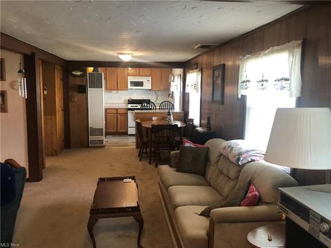 17 Lake Hurst Dr, Ashtabula, OH 44004 photo 7
