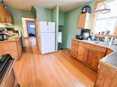 3211 Hursh Pl NW, Canton, OH 44708 photo 9