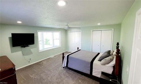 381 Penfield Ave, Elyria, OH 44035 photo 6