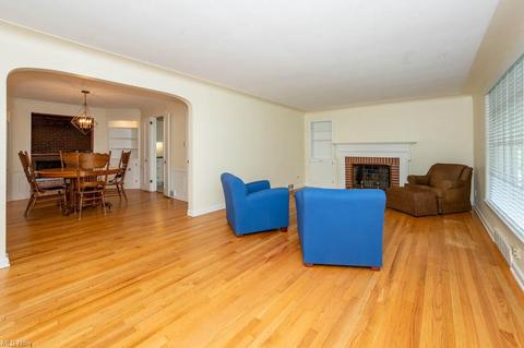 22 Newton Ave, Boardman, OH 44512 photo 2