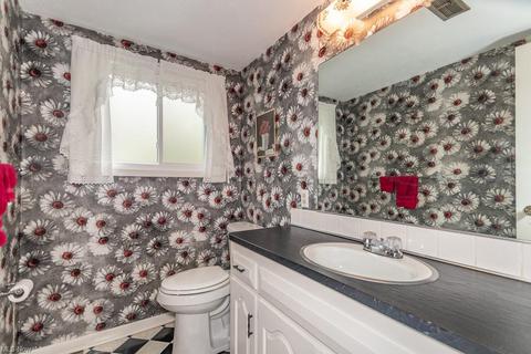 5357 Oakridge Dr, Willoughby, OH 44094 photo 21