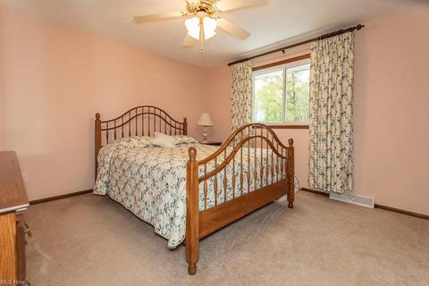 5357 Oakridge Dr, Willoughby, OH 44094 photo 15
