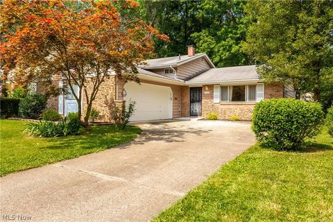 628 Augdon Dr, Elyria, OH 44035 photo 1