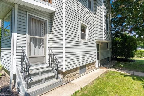 116 E Mapledale Ave, Akron, OH 44301 photo 6