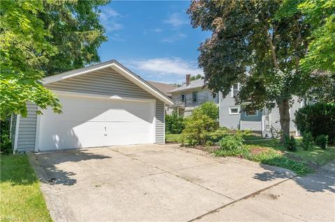 116 E Mapledale Ave, Akron, OH 44301 photo 3