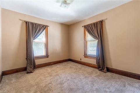 116 E Mapledale Ave, Akron, OH 44301 photo 21