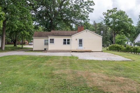 4802 W Ridgewood Dr, Parma, OH 44134 photo 7