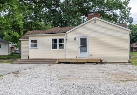 4802 W Ridgewood Dr, Parma, OH 44134 photo 8