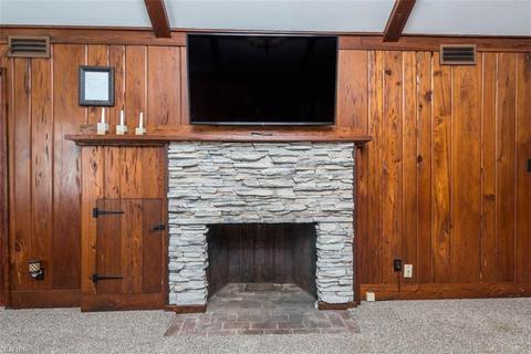 4802 W Ridgewood Dr, Parma, OH 44134 photo 12