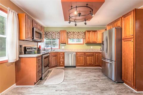 4802 W Ridgewood Dr, Parma, OH 44134 photo 14