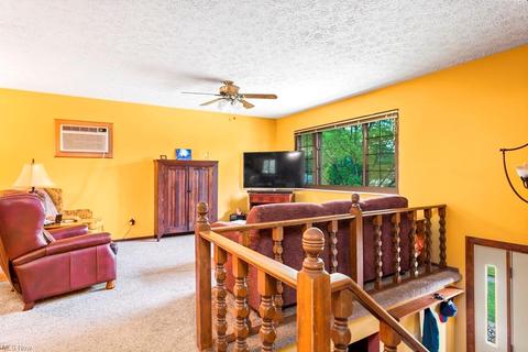 507 Kansas Ave, Elyria, OH 44035 photo 13