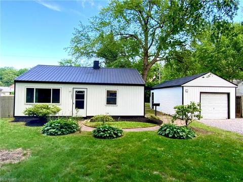 1885 Benjamin Rd, Madison, OH 44057 photo 3