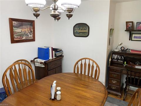 6434 Ledgebrook Dr, Brook Park, OH 44142 photo 7
