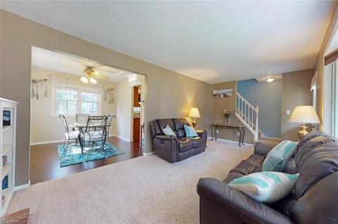 261 Colgate Ave, Elyria, OH 44035 photo 5