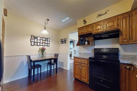 261 Colgate Ave, Elyria, OH 44035 photo 10