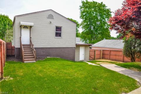 416 Valleyview Ave NW, Canton, OH 44708 photo 2