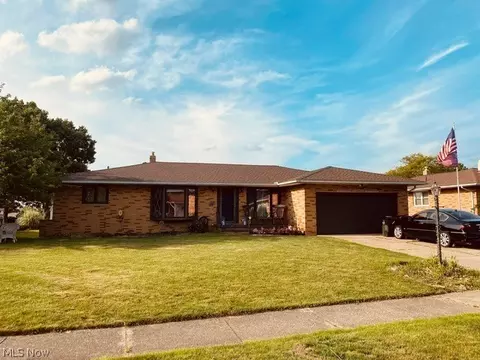 7282 Barton Hill Dr, Parma, OH 44129 photo 4