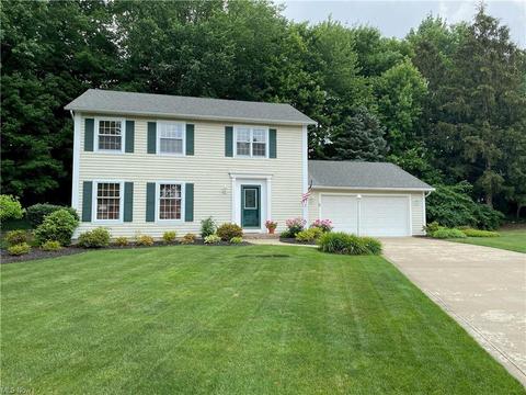 5835 Royal Dr, Willoughby, OH 44094 photo 1