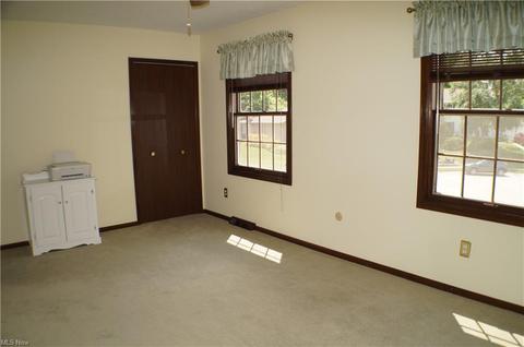 5835 Royal Dr, Willoughby, OH 44094 photo 23