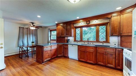 1310 Dunkeith Dr NW, Canton, OH 44708 photo 7