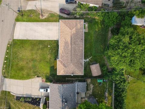 1310 Dunkeith Dr NW, Canton, OH 44708 photo 23