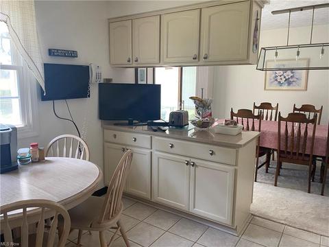 2818 Hedrick Ln, Ashtabula, OH 44004 photo 7