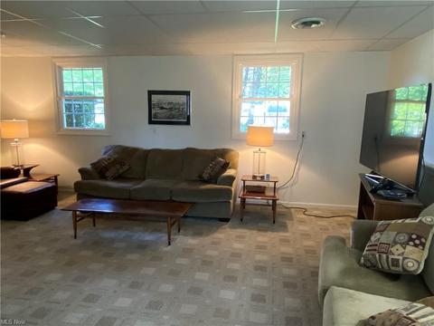 2818 Hedrick Ln, Ashtabula, OH 44004 photo 25