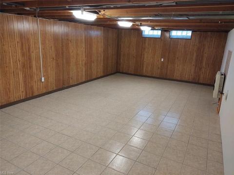 45 E 206 St, Euclid, OH 44123 photo 24