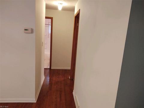 45 E 206 St, Euclid, OH 44123 photo 9