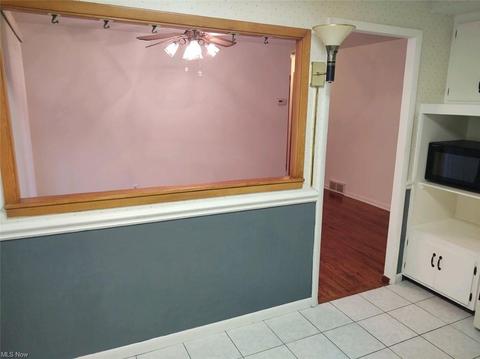 45 E 206 St, Euclid, OH 44123 photo 8