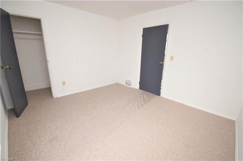 557 Ohio St, Elyria, OH 44035 photo 17